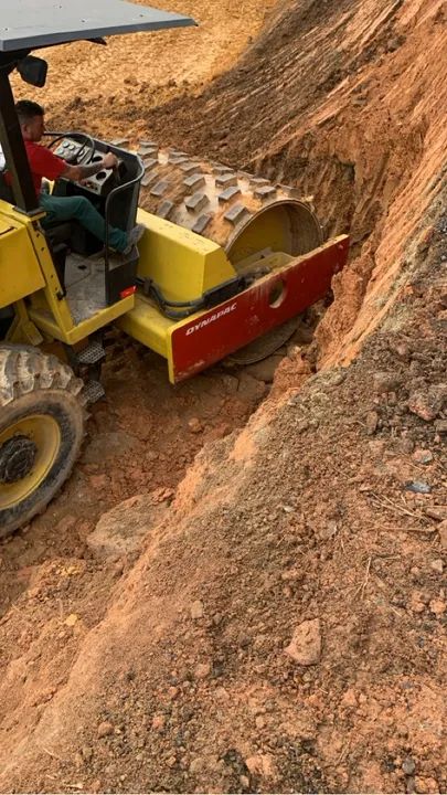 Rolo compactador Dynapac 250 traçado  - Foto 4