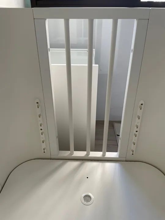 Berço zlin Branco pés de madeira - Foto 6