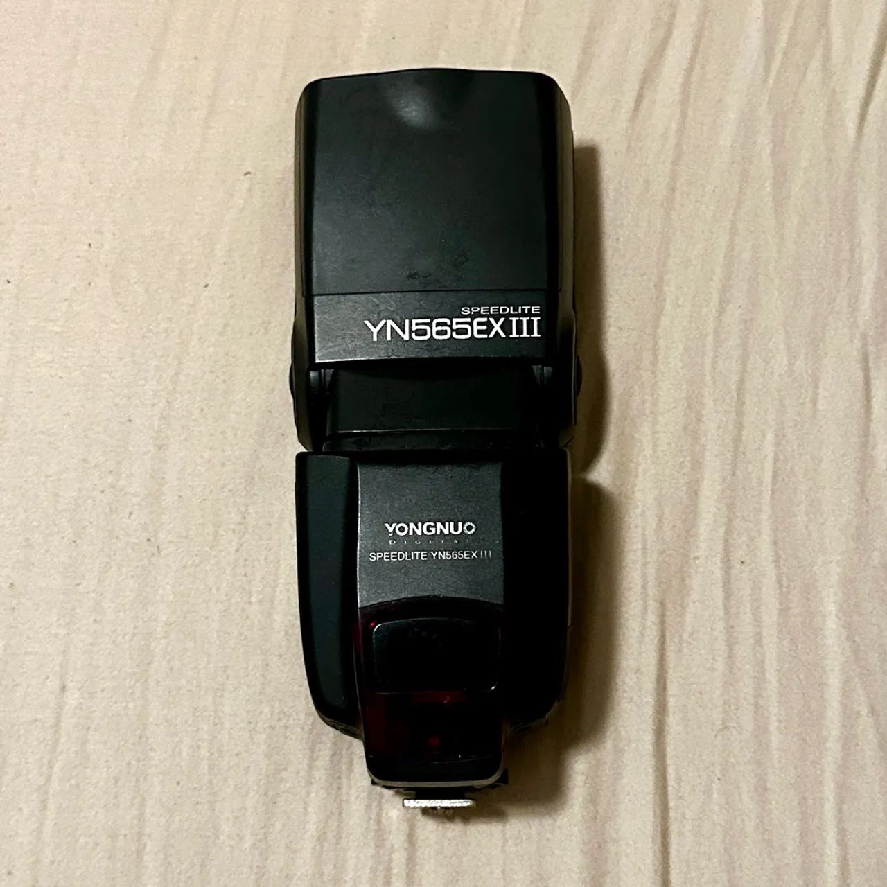 Flash Speedlite Yongnuo YN565EX III para Câmera