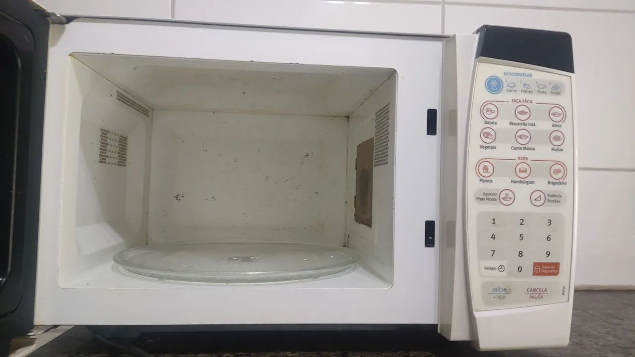 Micro-ondas com defeito