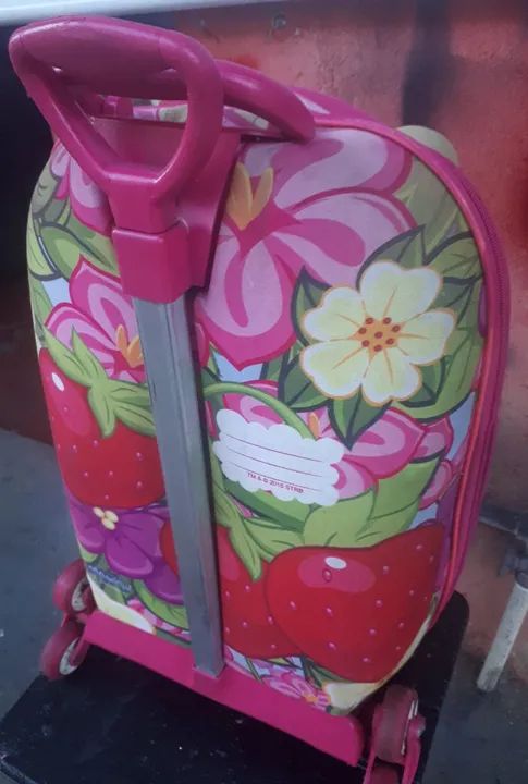 Mochila Infantil Moranguinho usada - Foto 2