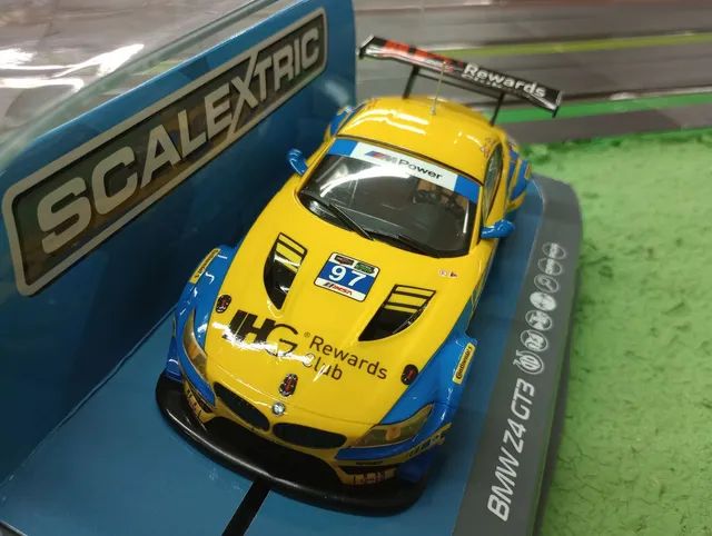 Carro de autorama BMW Z4 Gt3 Scalextric - Foto 2