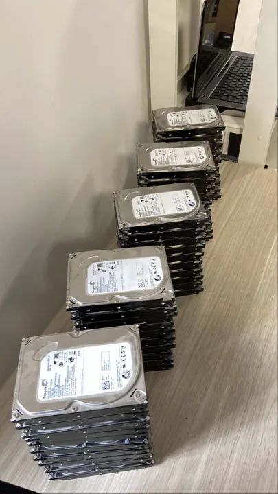 HD 250Gb funcionando perfeitamente<br>R$25,00 cada<br>Retirar na Vila Lucinda em Santo André