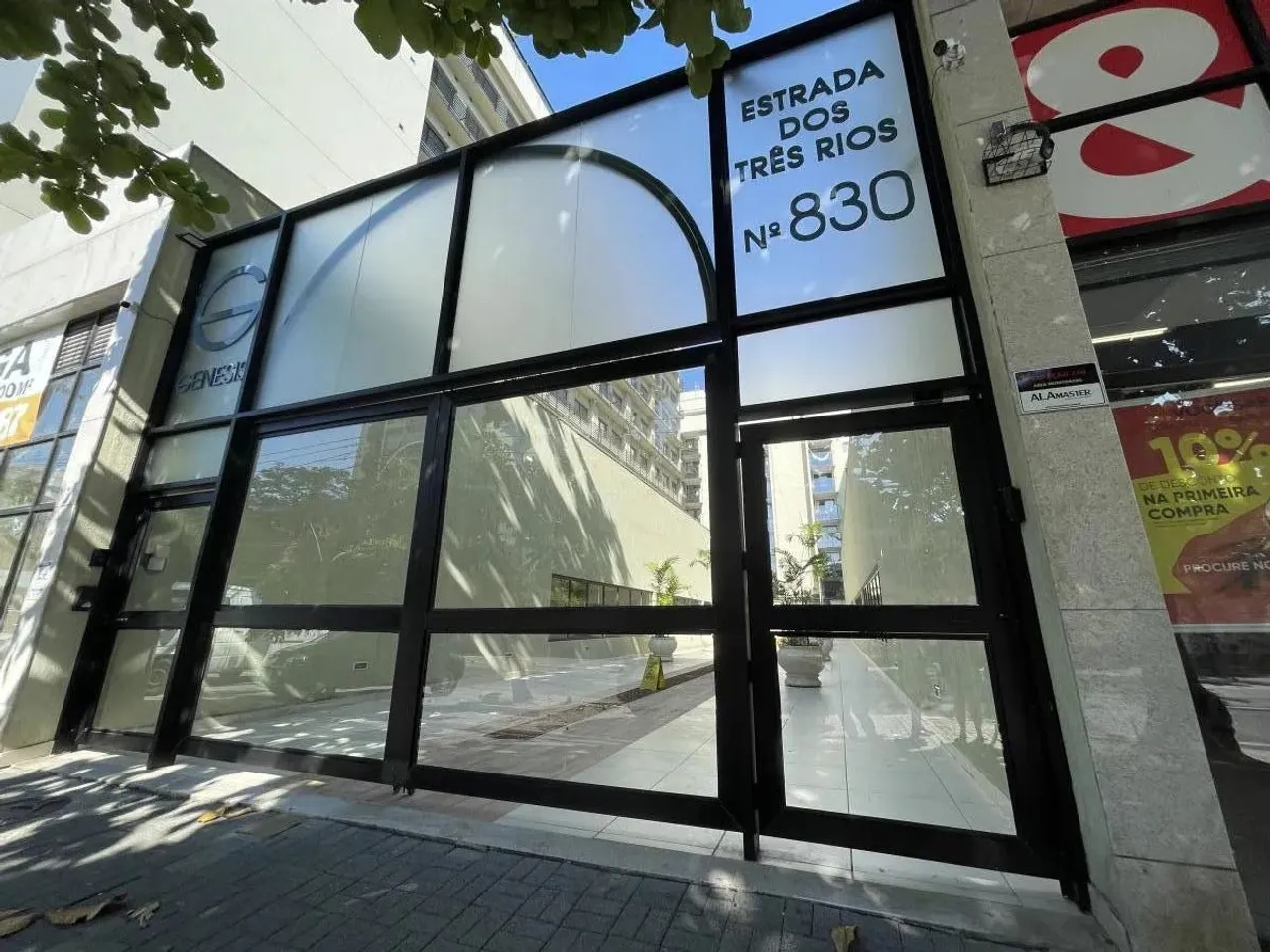 Ótimas Salas Comerciais com 23m² em condomínio com Infraestrutura Completa