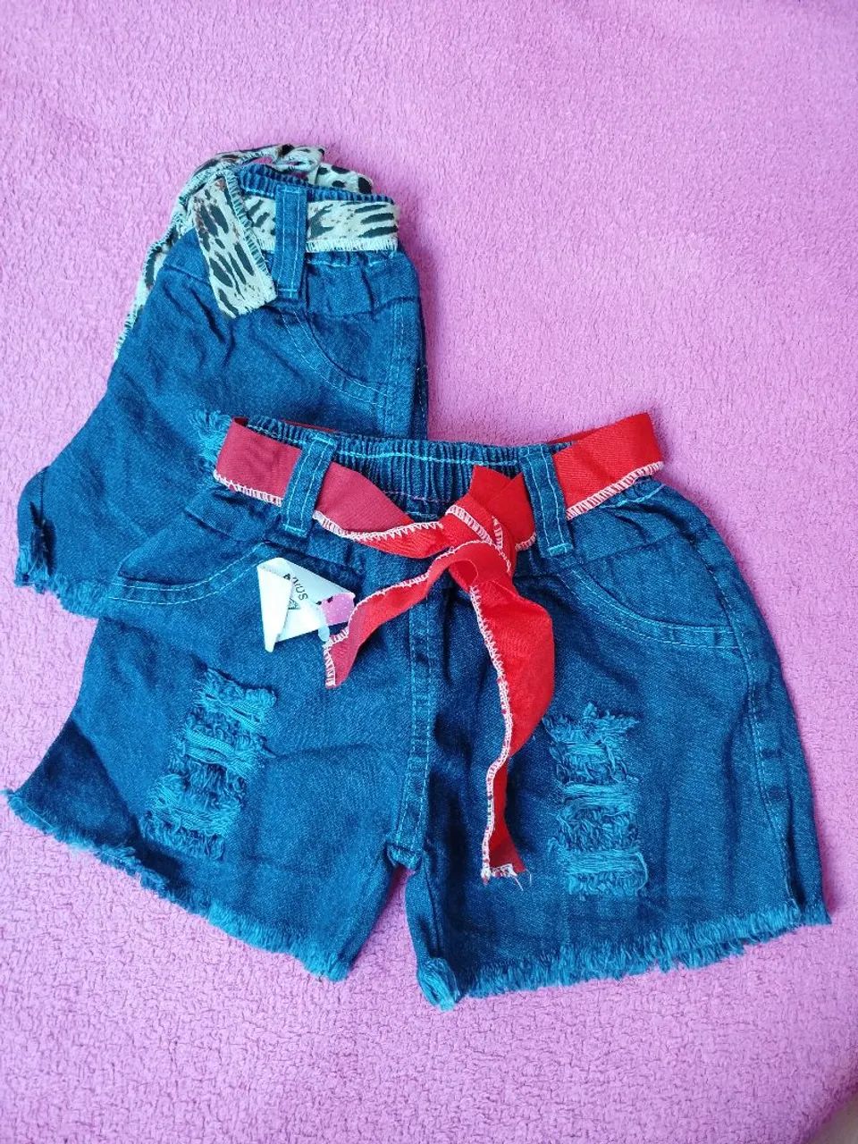 Shorts Jeans Infantil com Detalhes