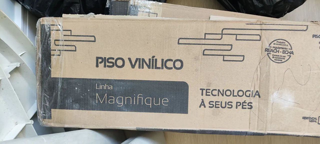 PISO VINÍLICO  - Foto 2