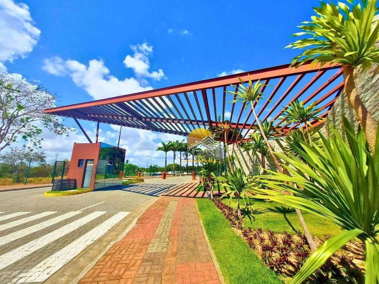 Lagoa Redonda - Lote em Condomínio Clube com 300,00m²