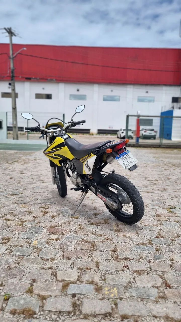 Tornado 250  - Foto 3