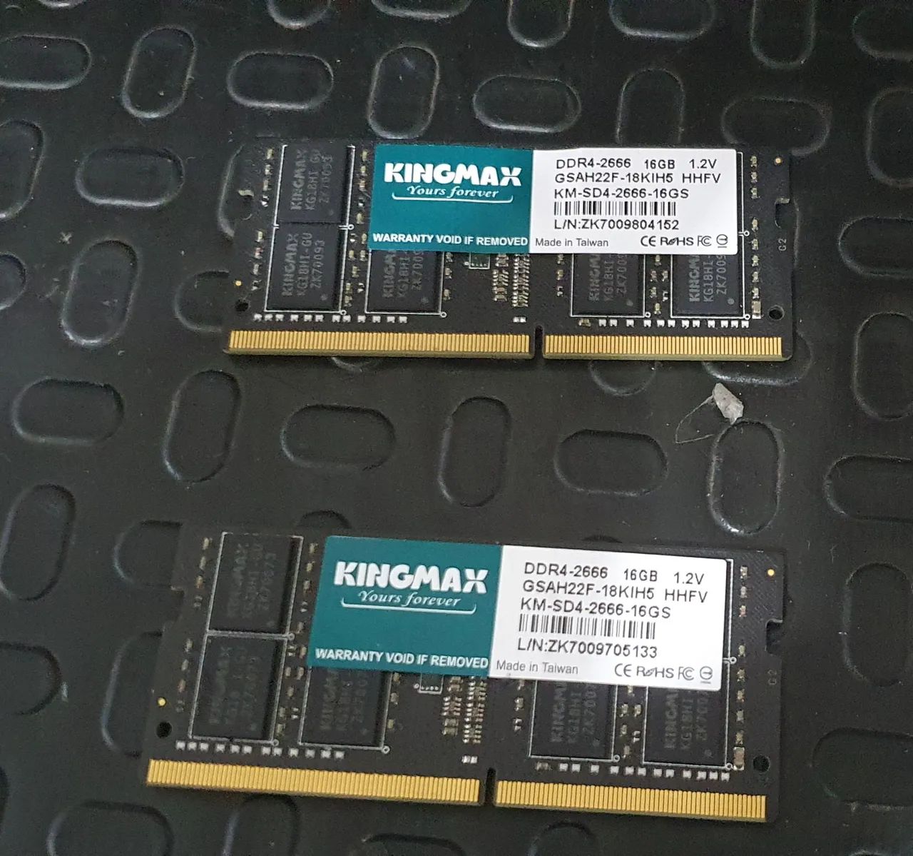Lote com 30 unidades de Memória RAM 16GB DDR4 2666MHz Kingmax
