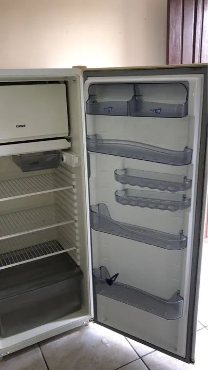 Vende-se geladeira 
