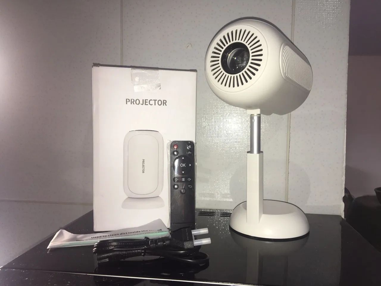 Projetor Portátil com Design Moderno - Foto 4