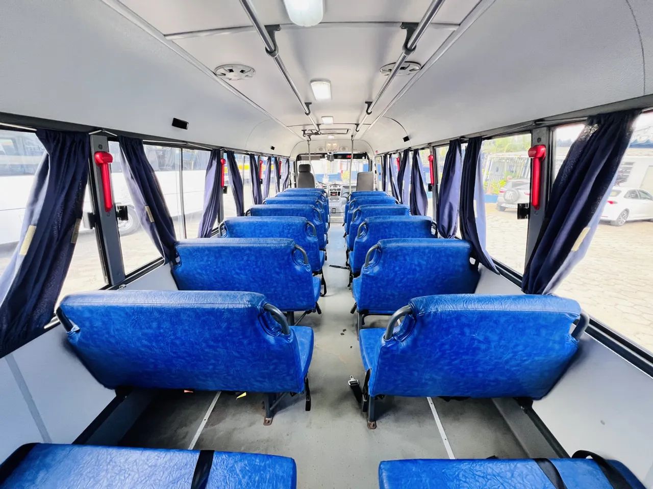 MICROÔNIBUS VOLARE - ótimo estado! - Foto 8