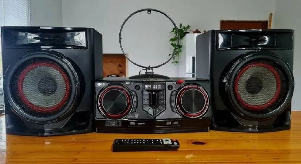 Mini System LG XBOOM CJ44 - Foto 2