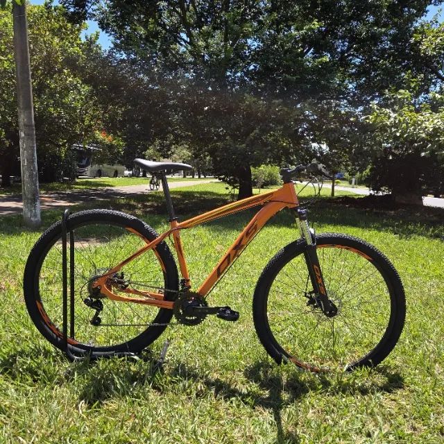 Bicicleta MTB Aro 29 - Oxs Glide 100 Laranja Tamanho 17 e 19 - Shimano 3x7v - Quadro OGGI