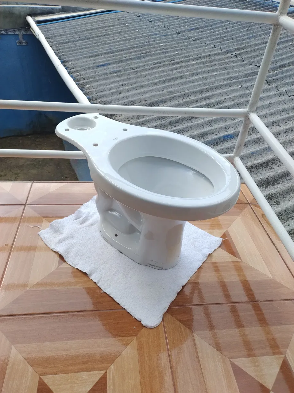 Kit Vaso Sanitário com Caixa Acoplada em Excelente Estado. Confiram!