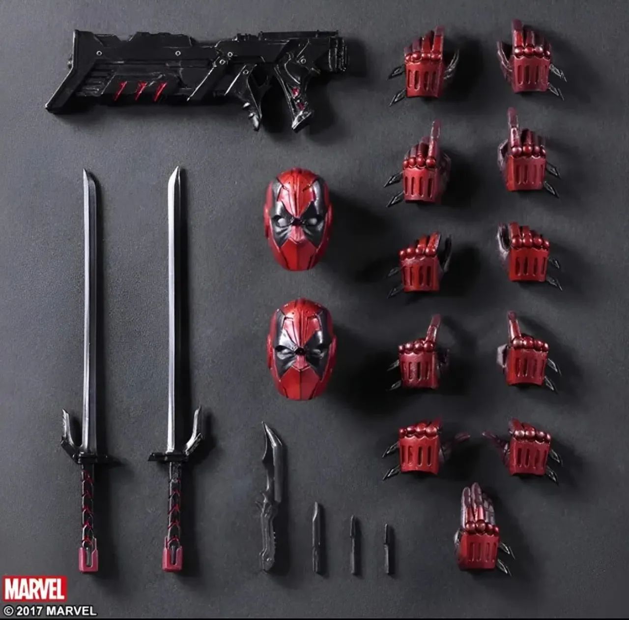 BONECOS DE AÇÃO WOLVERINE E DEADPOOL PLAY ARTS KAY ARTICULADOS COM ACESSÓRIOS 26CM  - Foto 5