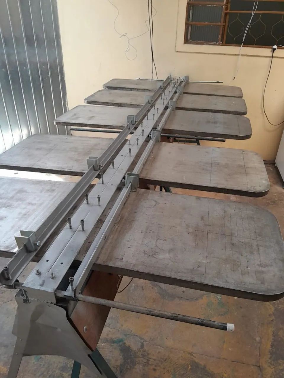 Berço térmico de serigrafia em alumínio.