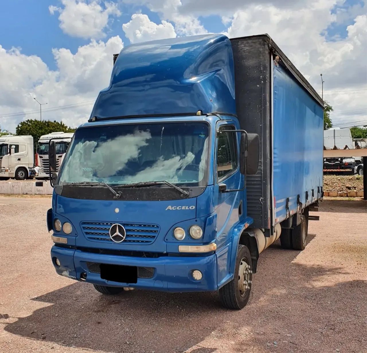MB ACCELO 915 SIDER  - Foto 4