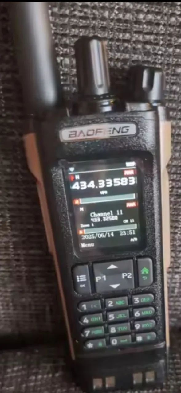 Rádio usado pelo exército americano TX RX limpinho só $599.99 - Foto 2
