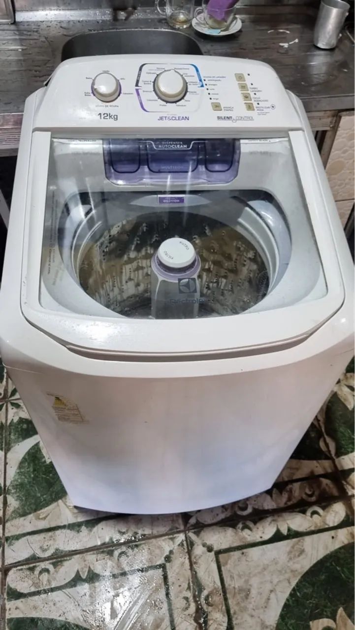 Lavadora Electrolux 12kg Jet&Clean