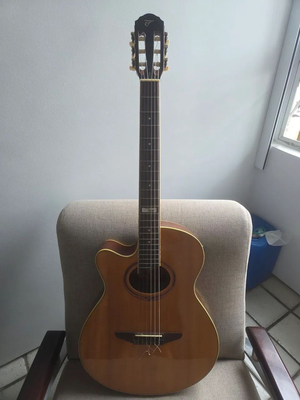Aparelho musical (Violão)