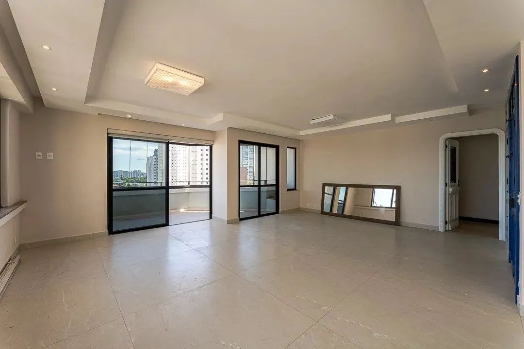 Apartamento tipo para venda com 3 quartos, sendo 1 suíte, 180m² - Foto 4