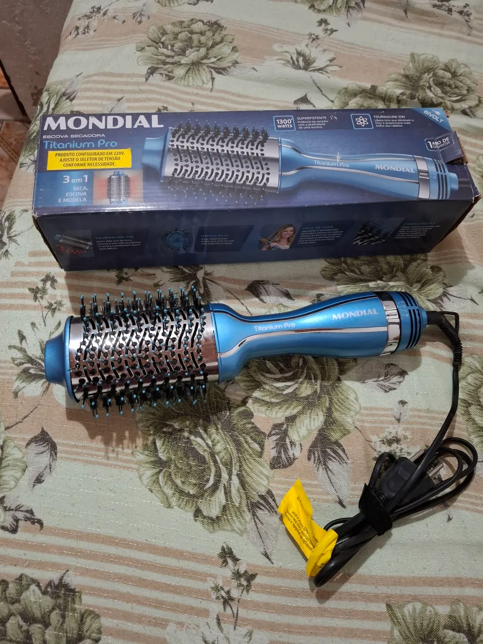 Escova Secadora Mondial Titanium Pro 3 em 1 - Usada