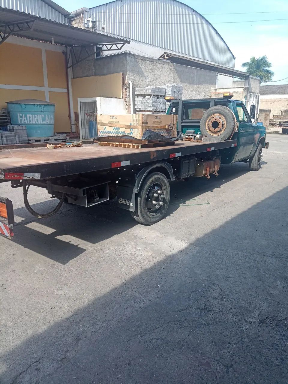 Caminhão reboque vendo ou troco!!! - Foto 2