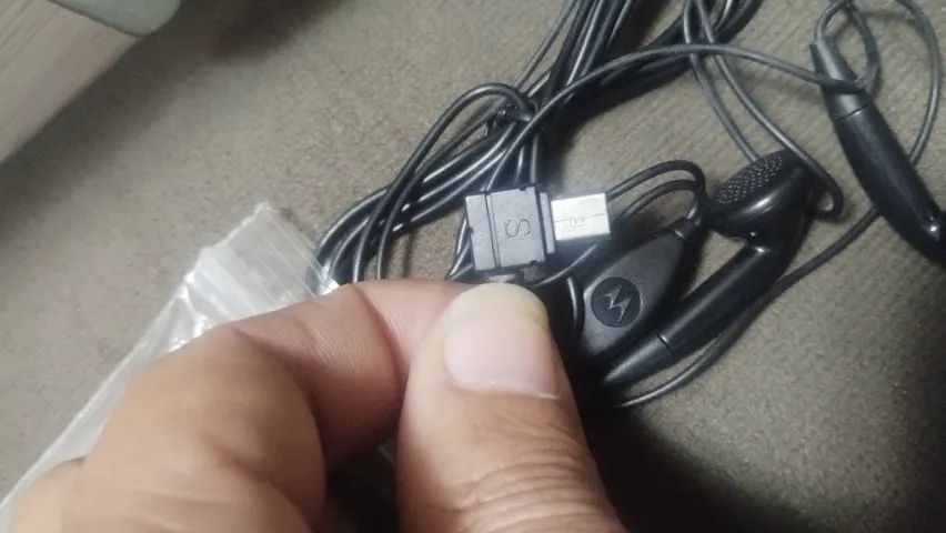 Fone de Ouvido Motorola V3 - Foto 4