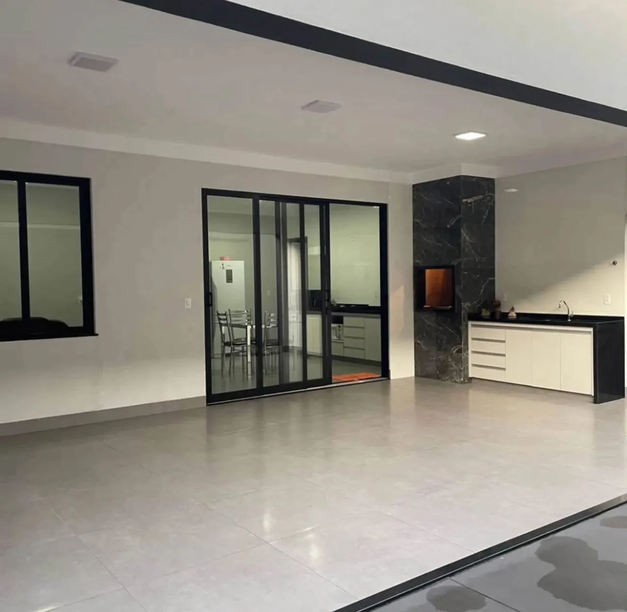 Imóvel para aluguel com 150 metros quadrados com 3 quartos em Taguatinga Norte - Brasília