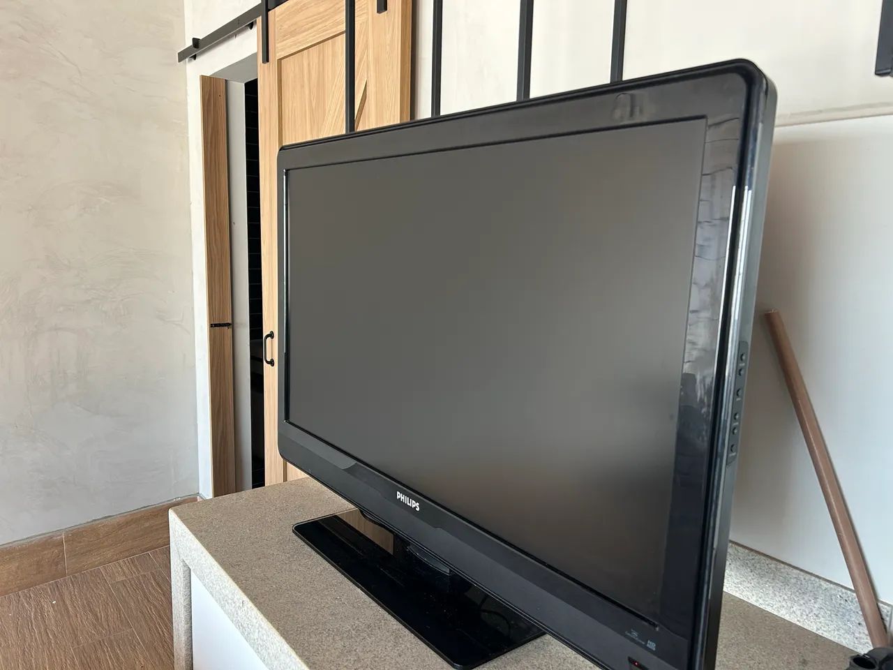 Tv Philips 42 plolegadas - Foto 2