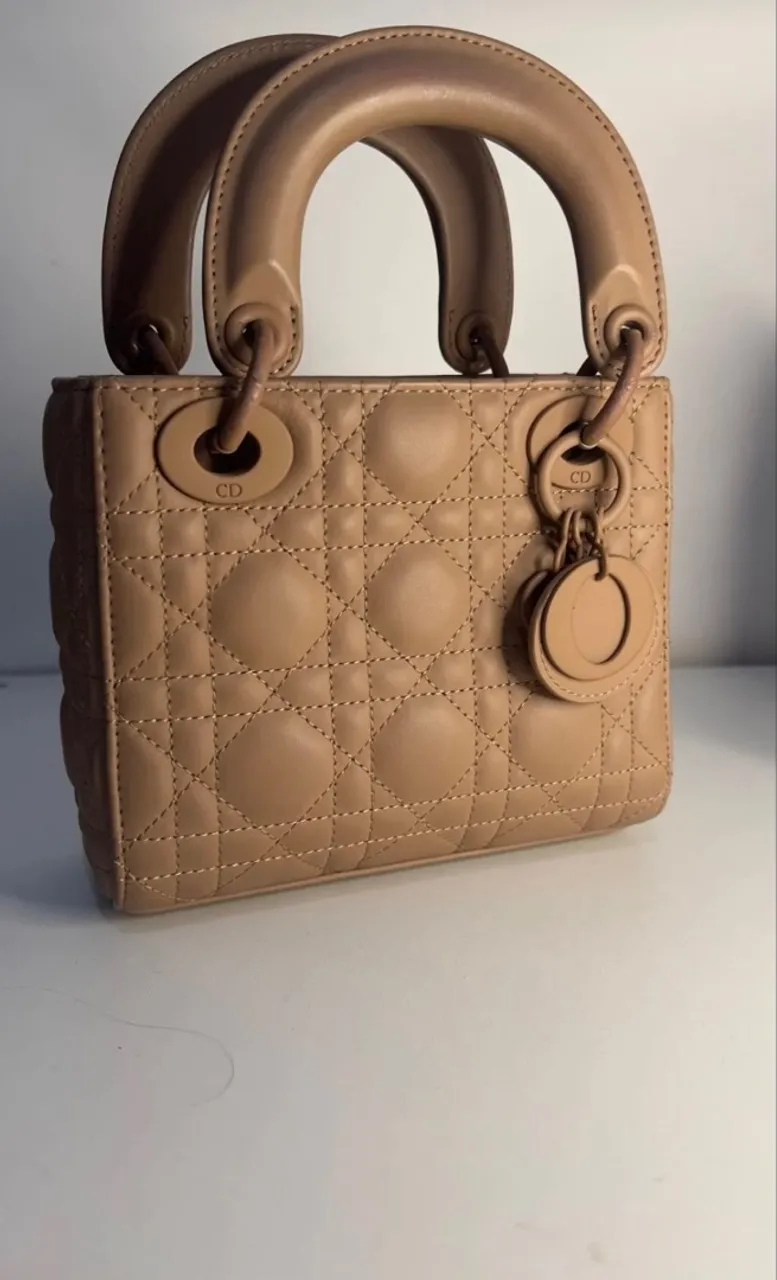 Bolsa Lady Dior Mini Bege