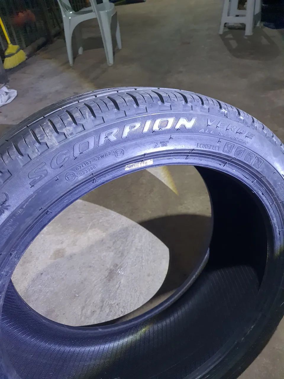 Pneu Pirelli 235/45 R 19 Scorpion Verde All Season