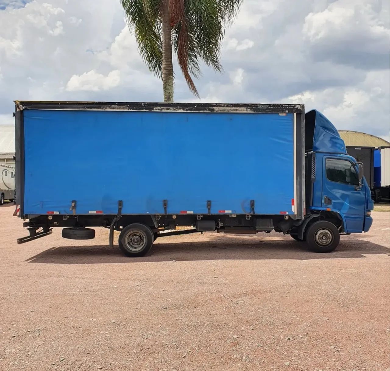 MB ACCELO 915 SIDER  - Foto 3