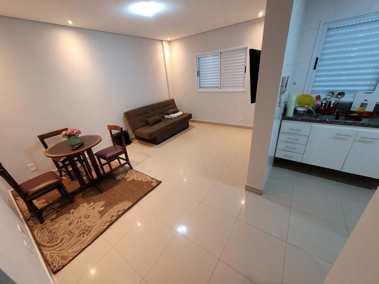 Alugo APARTAMENTOS MOBILIADOS DE TEMPORADA Centro e Santa Marta BEM LOCALIZADOS