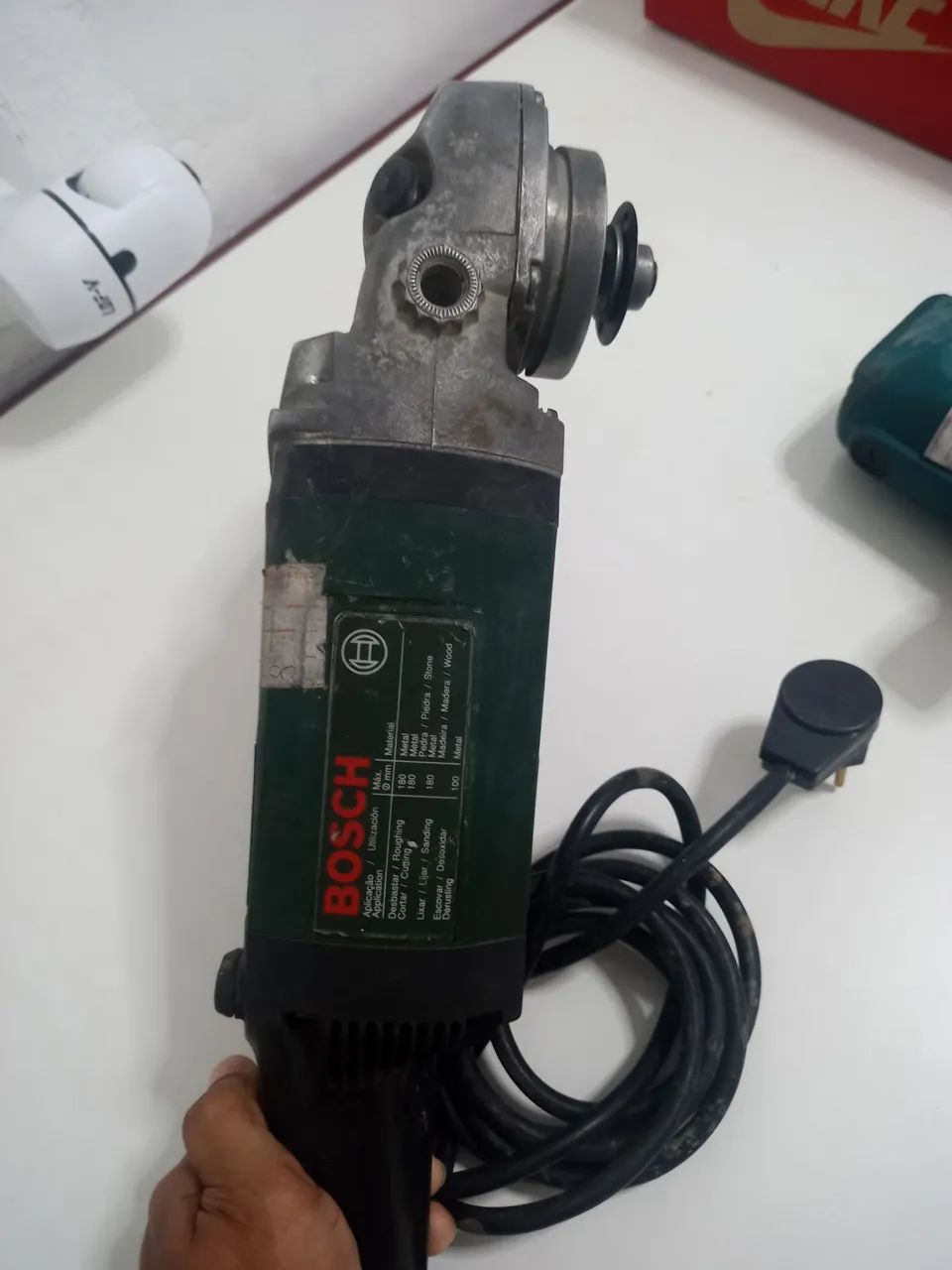 Lixadeira Bosch - Foto 2