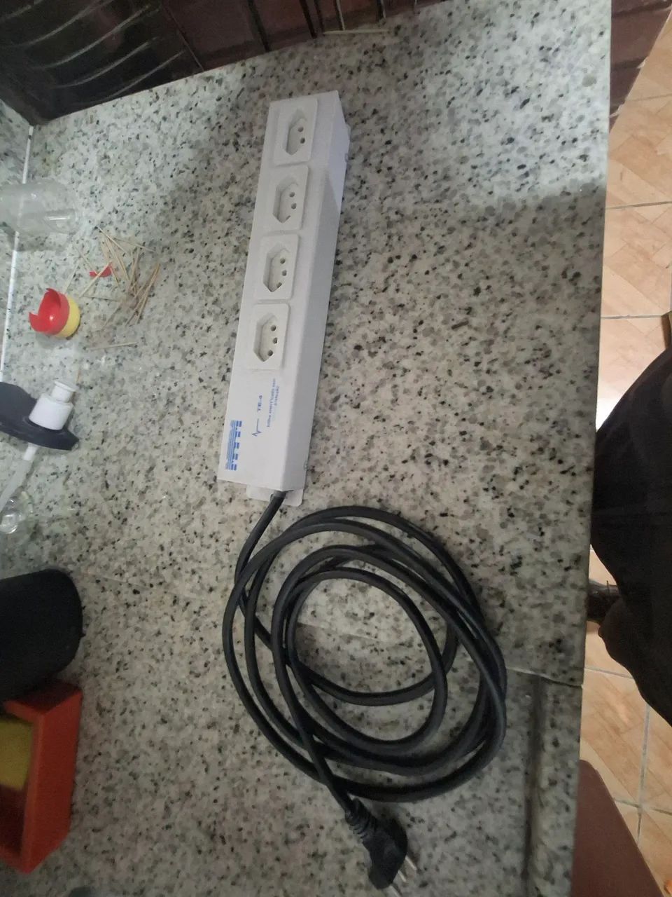 Régua de Tomada - 4 Saídas64673394805506120