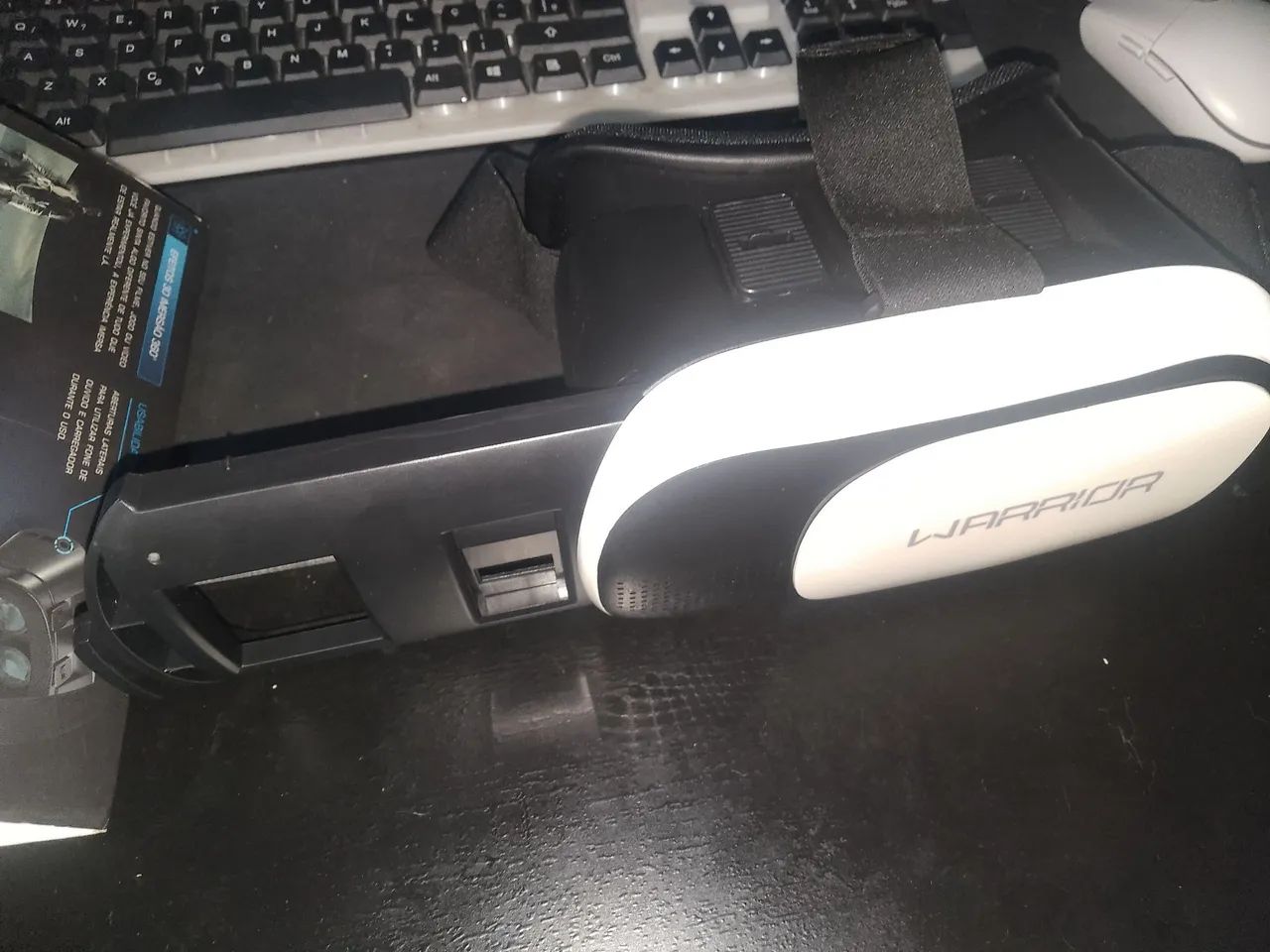 Óculos de realidade virtual para celular - Foto 4