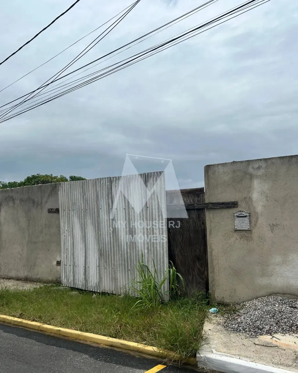 Terreno com 600 metros quadrados em Jardim Atlântico Leste (Itaipuaçu) - Maricá - RJ