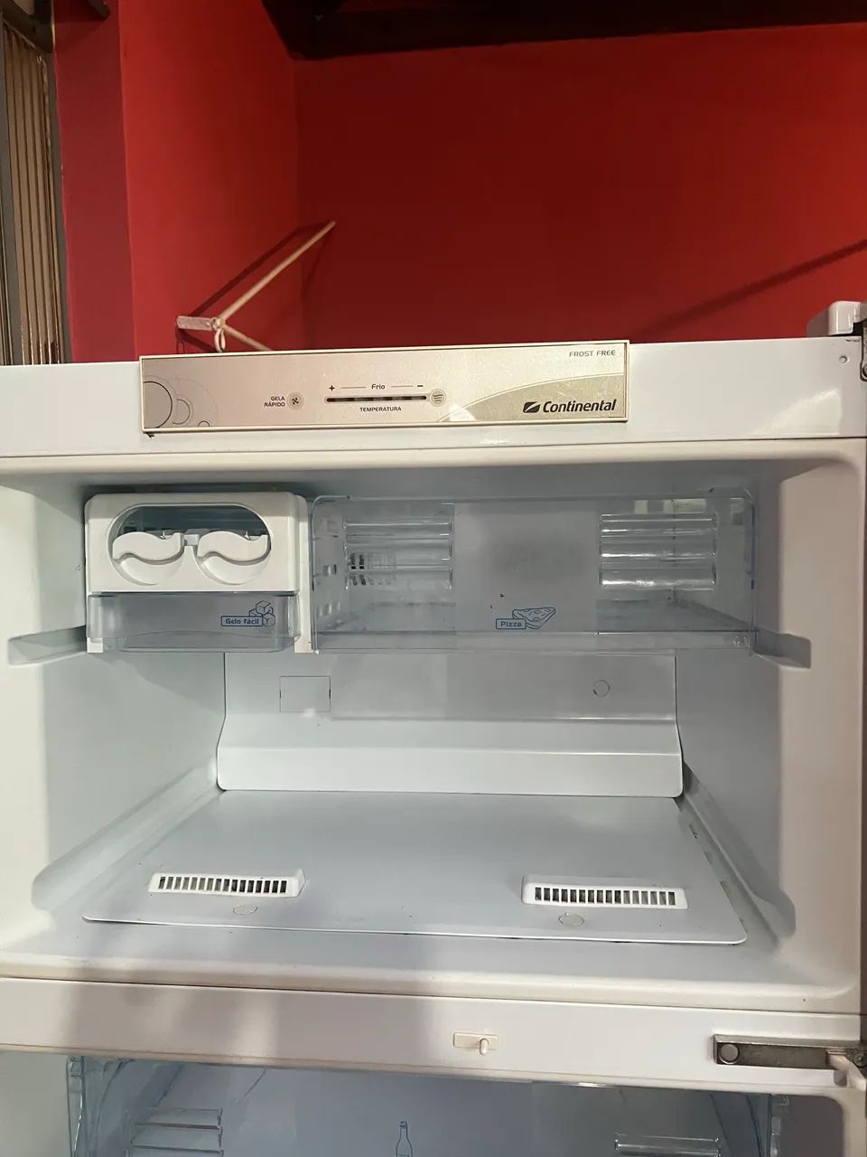 Geladeira continental 