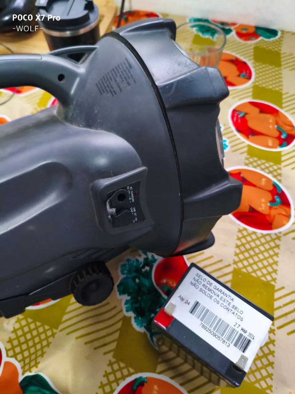 Lanterna 7.500.00, carregador 220w. - Foto 3