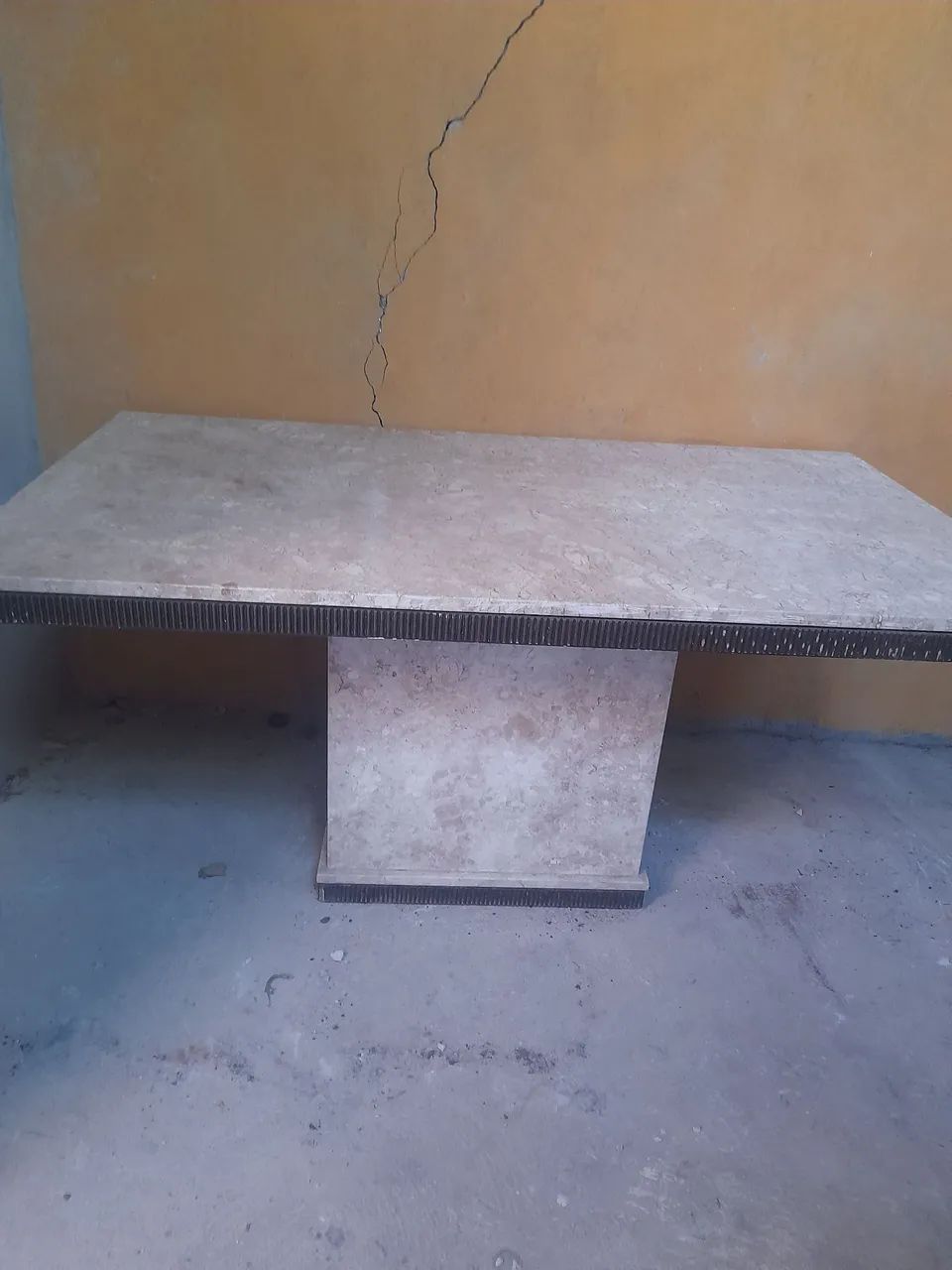 Mesa de mármore sem cadeira - Foto 2