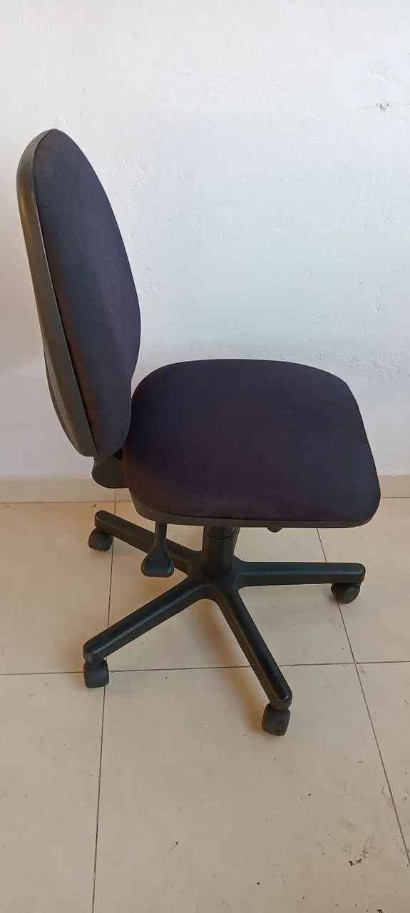 Cadeira de Escritório com Rodinhas - Foto 3