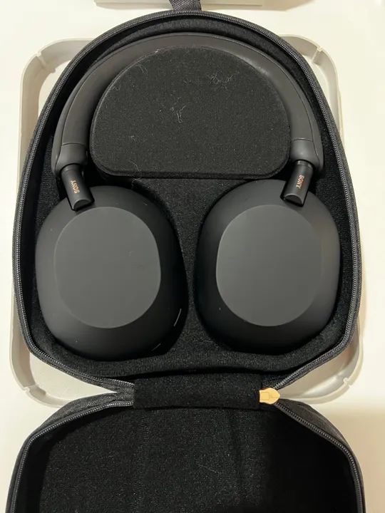 Fone de Ouvido Sony Sem Fio 1000X- Series WH-1000XM5 YY2954 Preto - Foto 2