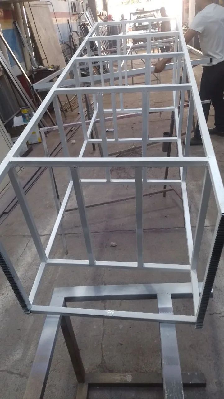 Serralheria em domicílio e encomenda dentro de Montes Claros MG soldas em geral...! - Foto 4