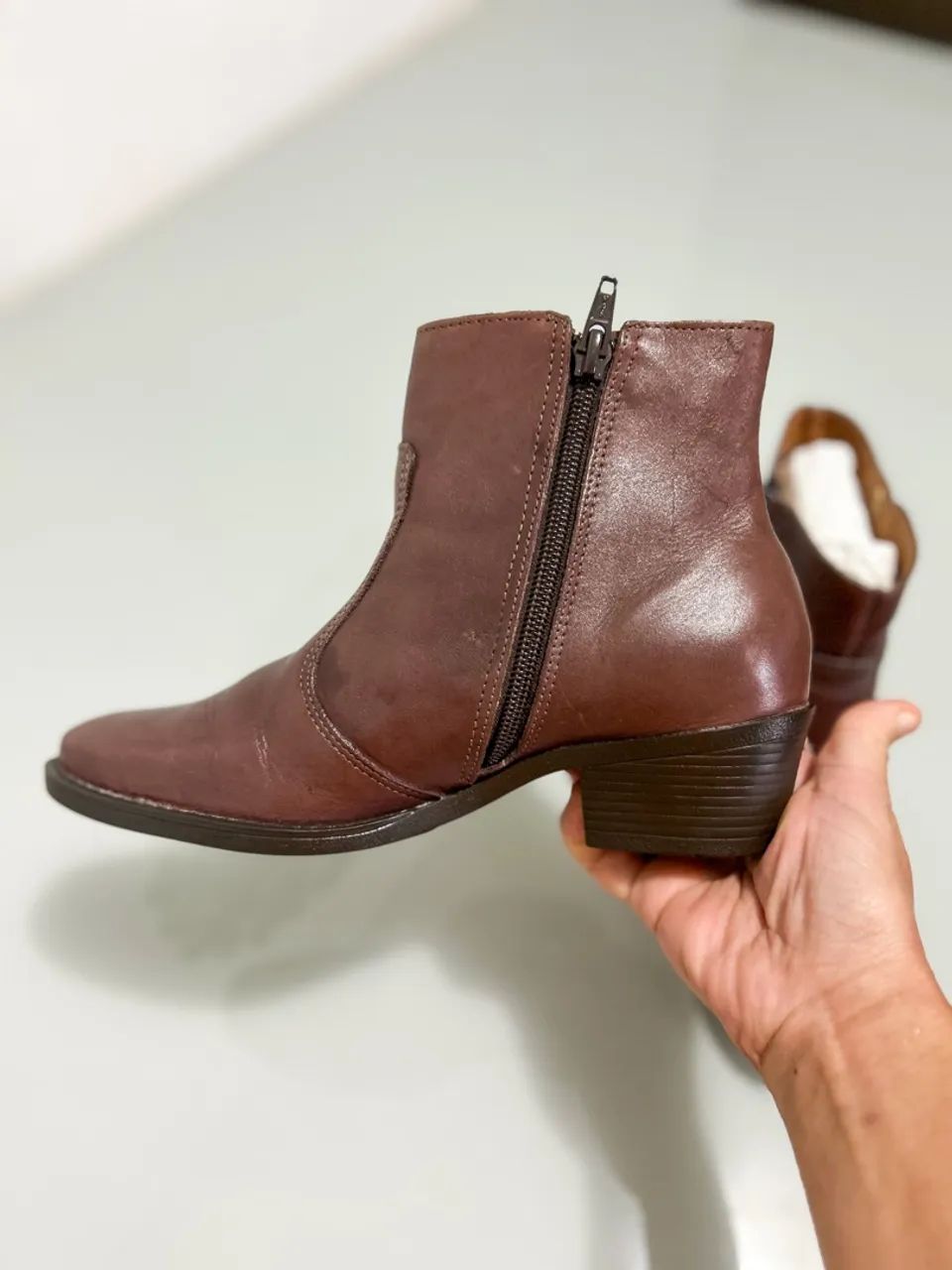 Bota de Couro Santa Lolla Marrom  - Foto 3