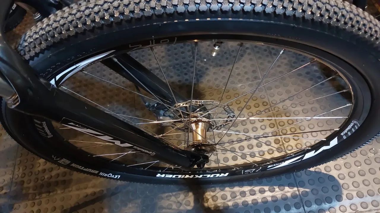 Bicicleta aro 28 - Foto 4