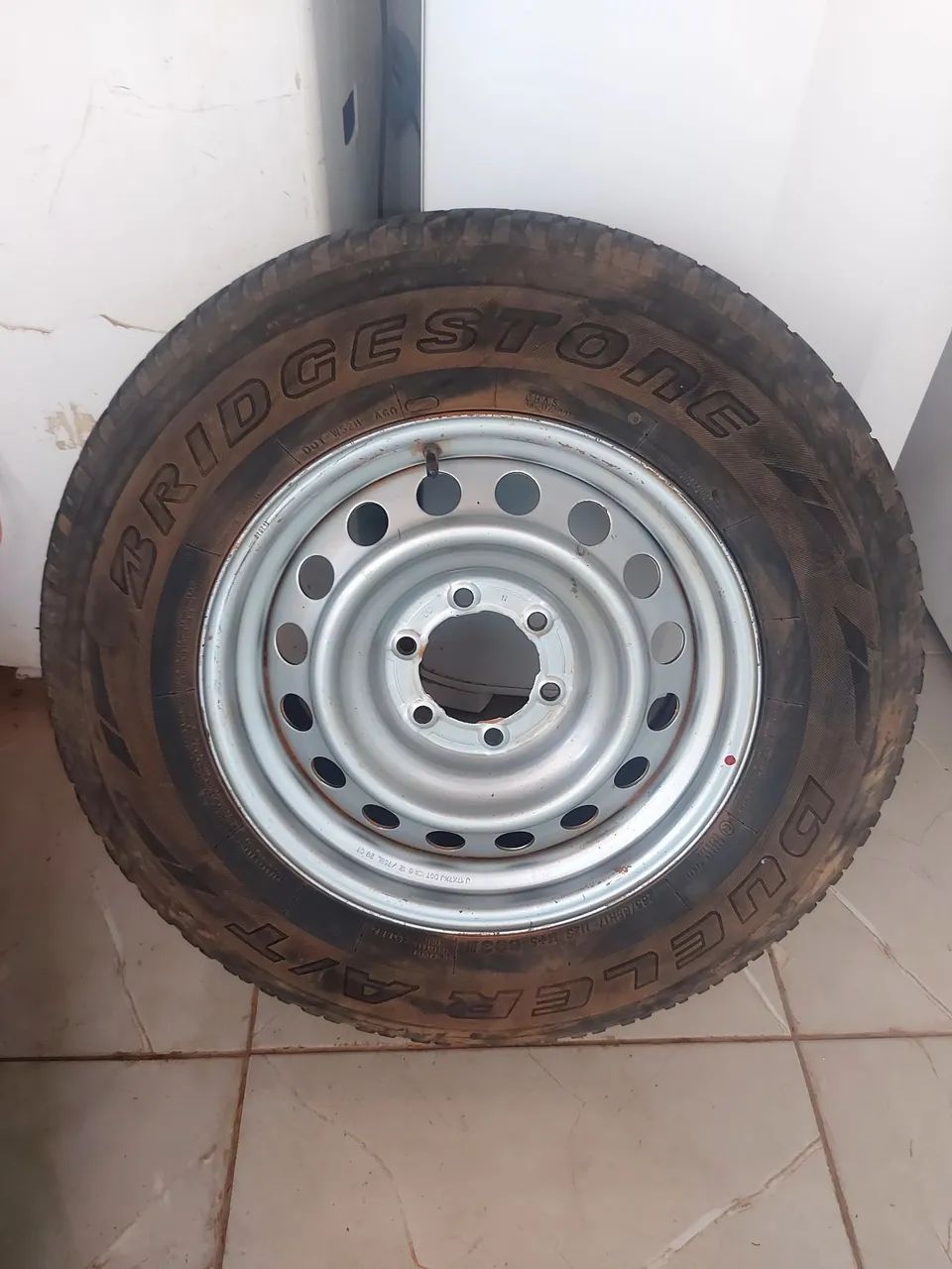 Rodas completa com Pneus caminhonete - Foto 2
