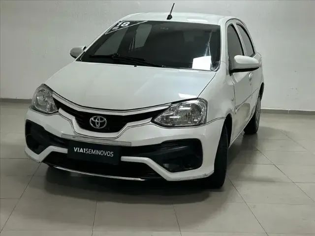 TOYOTA ETIOS 1.3 X 2018 - C/ 61 MIL KM RODADOS  - Foto 2