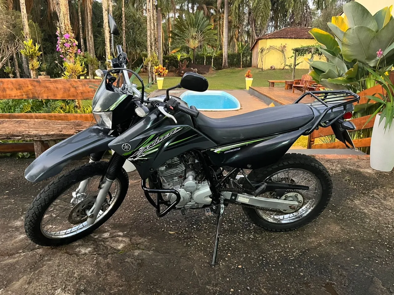 XTZ 250 LANDER